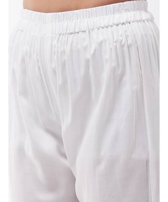 White strappy kurta palazzo set with kalamkari dupatta 3