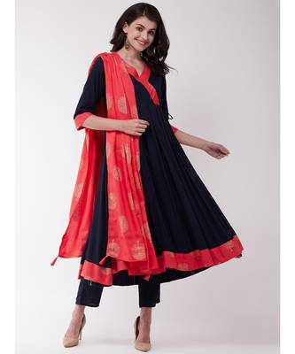 Blue Kurta Pant Set with Red Border 1