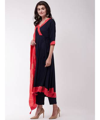 Blue Kurta Pant Set with Red Border 3