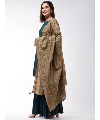 Dark Green Short Kurta Sharara Set With Grey Gold Print Dupatta 3