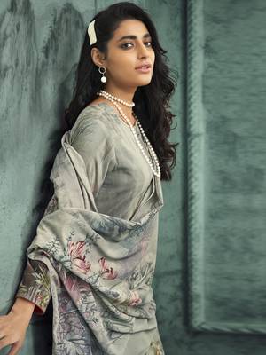 Grey digital print velvet salwar 2