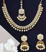 White necklace-sets