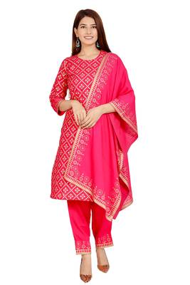 GRACA Rayon Printed Kurti with Pant and Dupatta Set 1