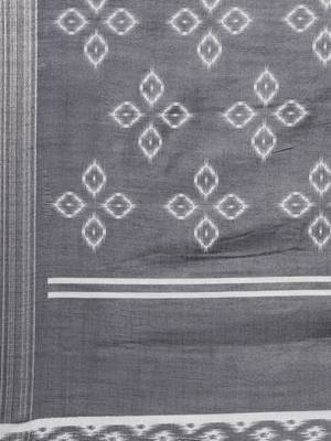 CLASSICATE from the house of The Chennai Silks Off White Linen Blend Printed Saree With Running Blouse 5
