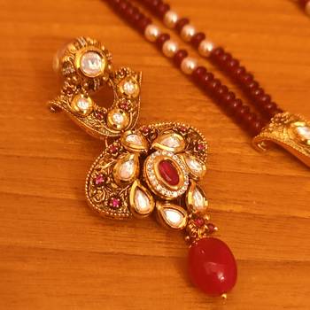 Maroon pendants 2