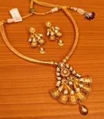White necklace-sets
