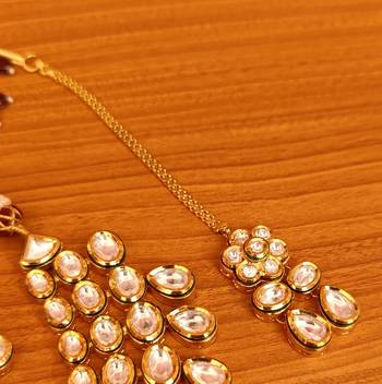 White necklace-sets 3