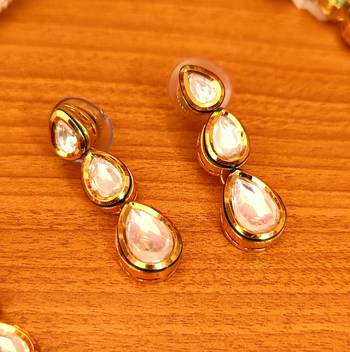 White necklace-sets 2