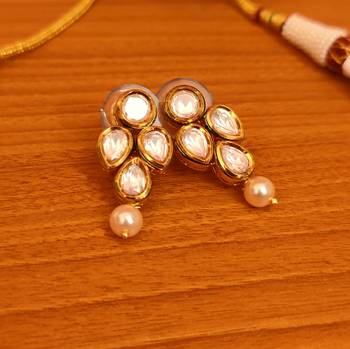 White necklace-sets 2