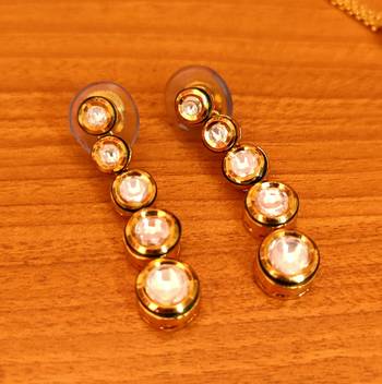 White necklace-sets 2