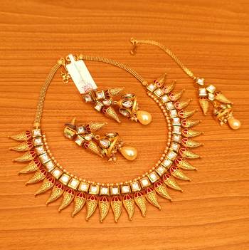 Red necklace-sets 1