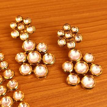 White necklace-sets 2