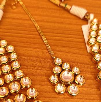White necklace-sets 3
