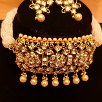White necklace-sets 5