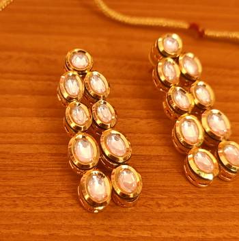 White necklace-sets 2
