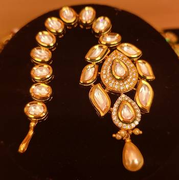 White necklace-sets 4
