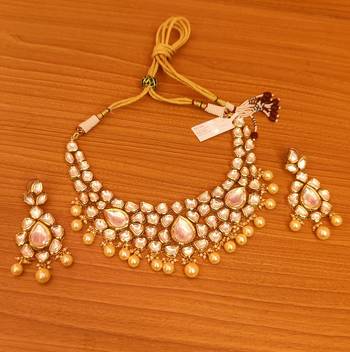 White necklace-sets 3