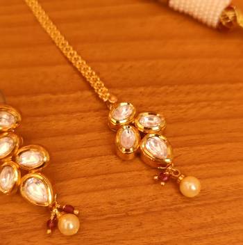 Red necklace-sets 3