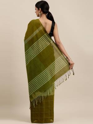 CLASSICATE from the house of The Chennai Silks Green Pure Cotton Venkatagiri Saree Without Blouse 3