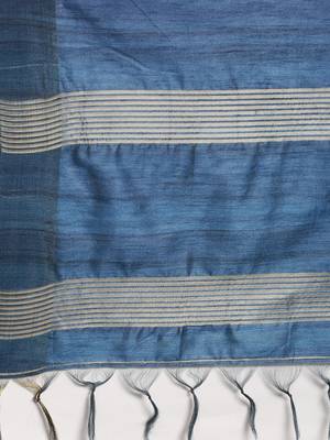 CLASSICATE from the house of The Chennai Silks Blue Printed Jute Cotton Saree With Running Blouse 5
