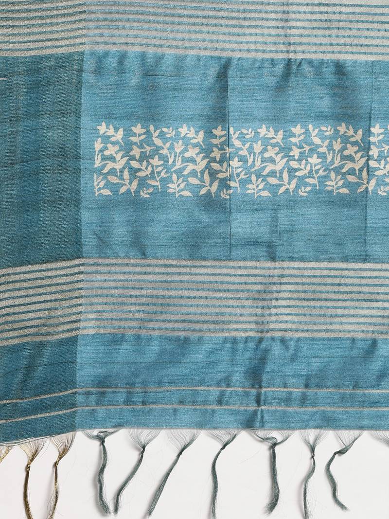 CLASSICATE from the house of The Chennai Silks Blue Printed Jute Cotton Saree With Running Blouse