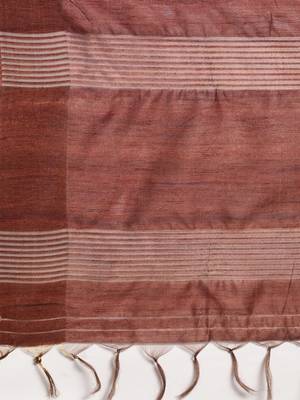 CLASSICATE from the house of The Chennai Silks Peach Printed Jute Cotton Saree With Running Blouse 5