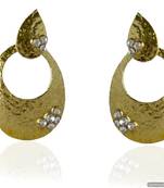 Kshitij Jewels Stone Studded Golden Oval Earrings