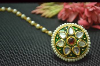 Indian Ethnic Meenakari Work maang tikka Kundan Borla with pearl Chain Head Jewellery 3