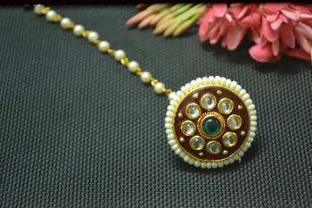 Indian Ethnic Meenakari Work maang tikka Kundan Borla with pearl Chain Head Jewellery 2