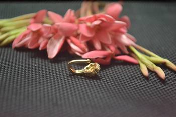 Casual Shimmering clip on nose stud or nose clip gold plated with american diamond nose ring 3