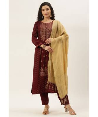 Women Maroon Foil Print Kurta With Pant & Dupatta 1
