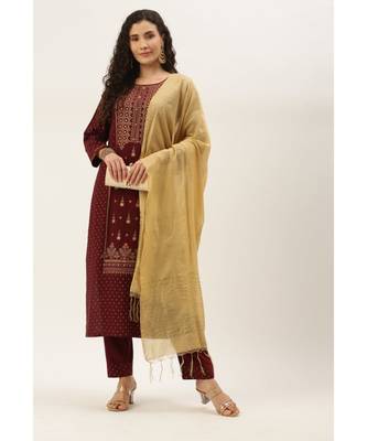 Women Maroon Foil Print Kurta With Pant & Dupatta 5