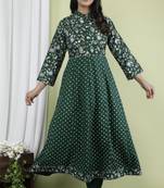 Women's Rayon Designer Floral Printed Anarkali Kurti With Pant Set.