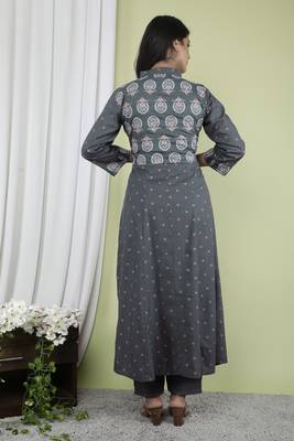 Women's Rayon Designer Floral Printed Anarkali Kurti With Pant Set. 3