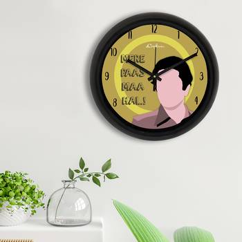 Mere Paas Maa Hai!Designer Round Analog Black Wall Clock 3