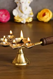 Brass Panchdeep Diya for 5 Cotton Wicks with Wooden Holder