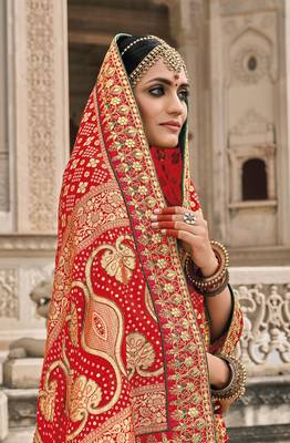 Red embroidered silk blend saree with blouse 3