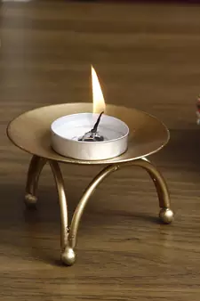 Decorative Handcrafted Metal Stand Tea Light Holder