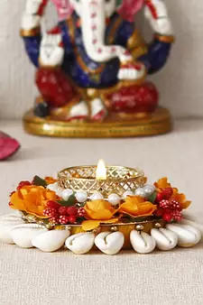 Shells and Floral Handcrafted Round Tea Light Holder