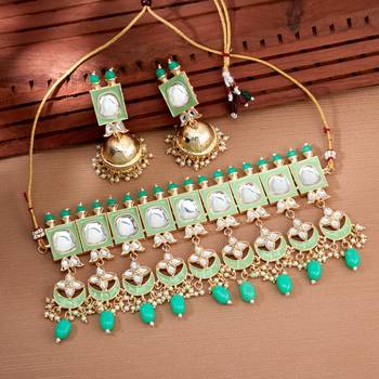 Green necklace-sets 1