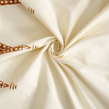 Geometric design    Cotton Extra Large Double Bedsheet with   Pillow Covers Beige 3