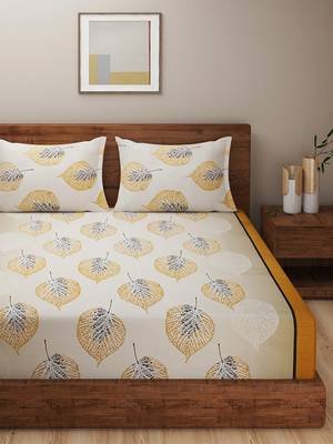 Floral print    Cotton Extra Large Double Bedsheet with   Pillow Covers  Orange 1
