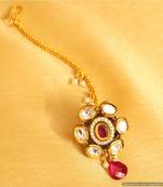 Red Kundan Maang-Tikka