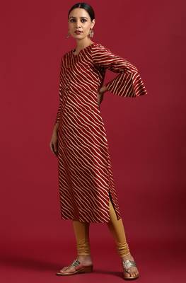 Janasya Maroon printed rayon kurta 3
