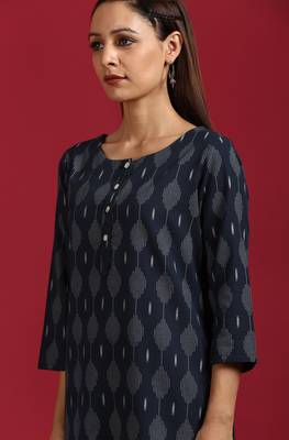 Navy blue printed cotton kurta 5