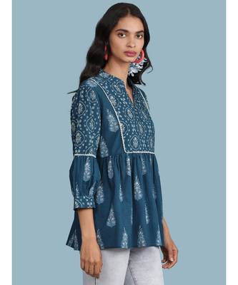 Blue cotton quarter sleeve top 2