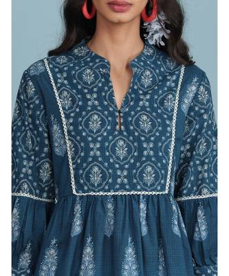 Blue cotton quarter sleeve top 5