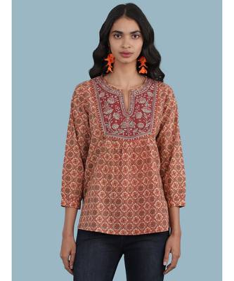 Red cotton quarter sleeve top 1