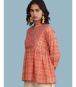 Red cotton quarter sleeve top