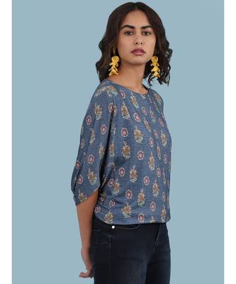 Blue Viscose quarter sleeve top 3